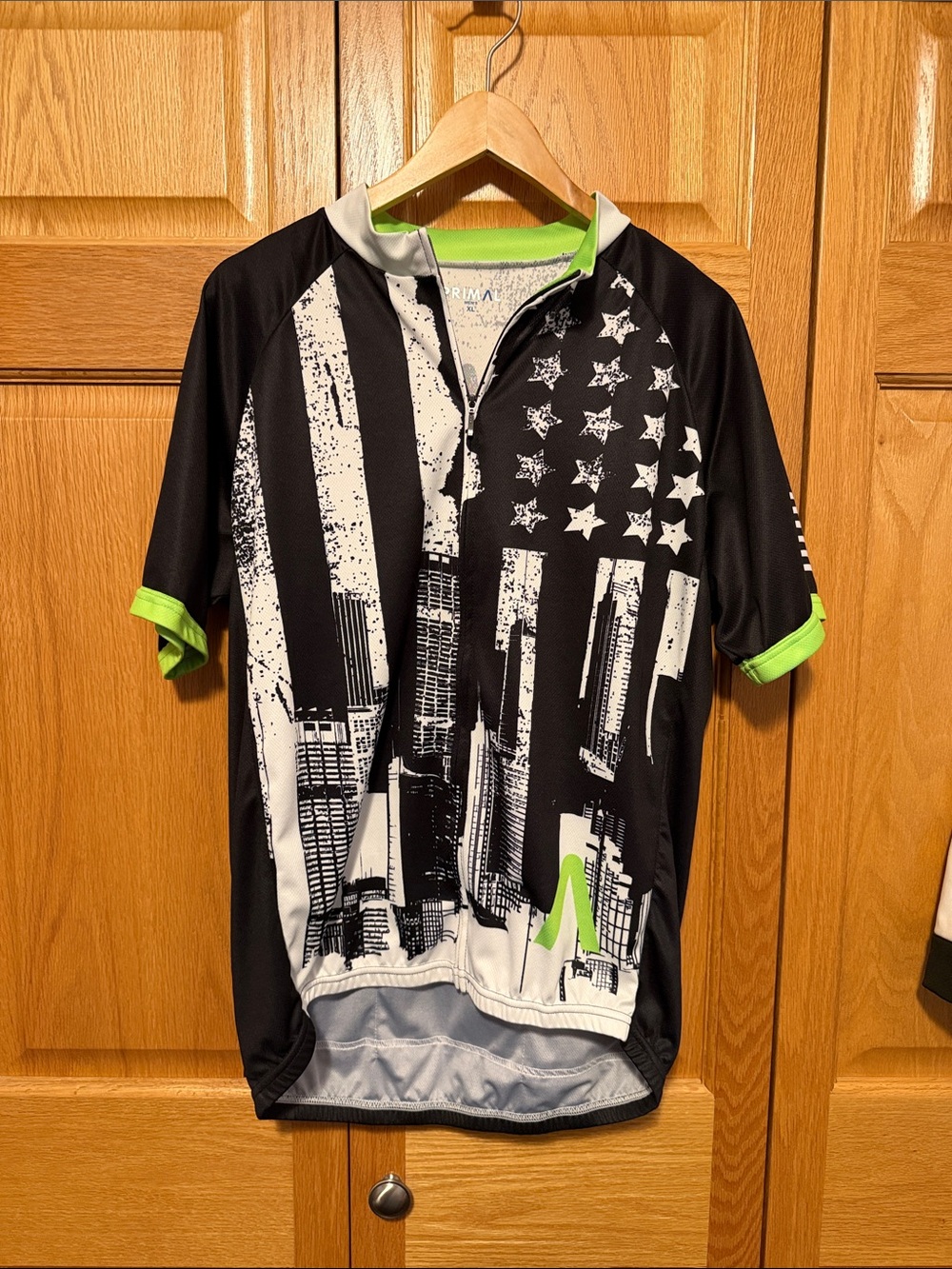 Primal Men's Black & White Graphic Cycling Jersey with Lime Accents XL